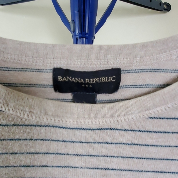 Banana Republic Striped crew neck sweater - Picture 3 of 4